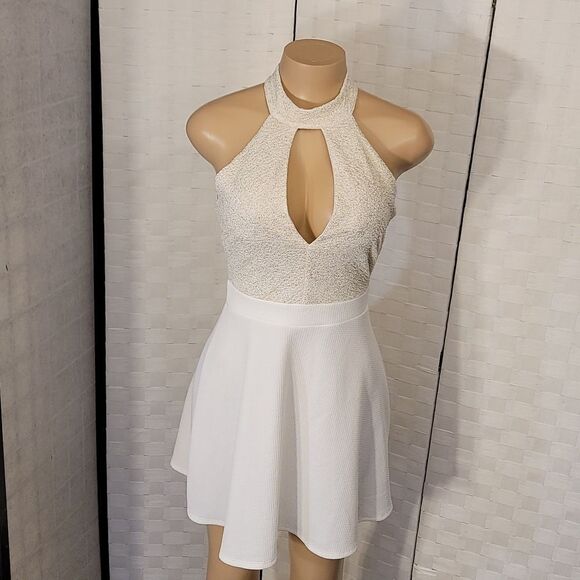 CLOTHING BFF SHORT HALTER NECK SLEEVELESS DRESS - Picture 11 of 14